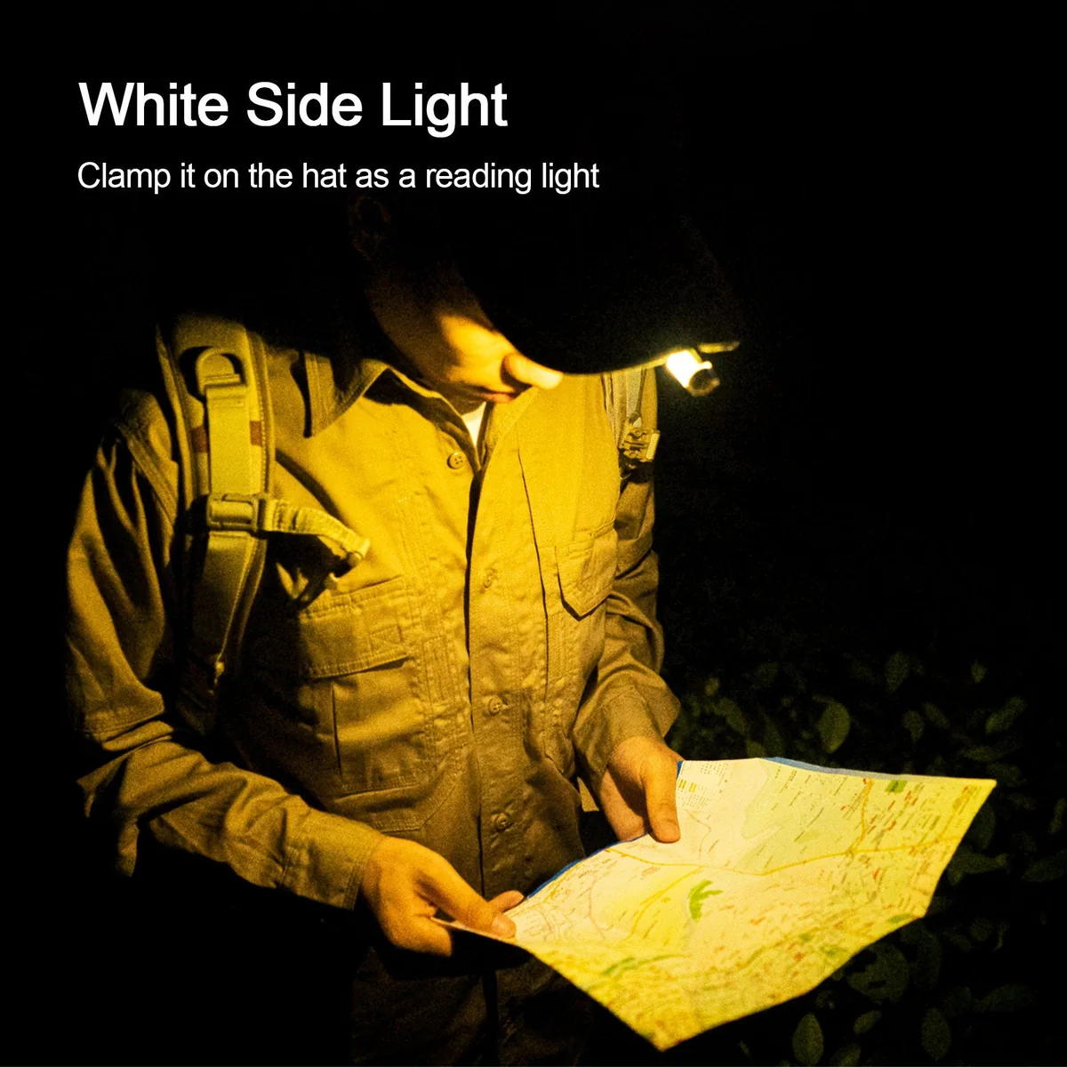 RovyVon Aurora A8 side light used while reading a map
