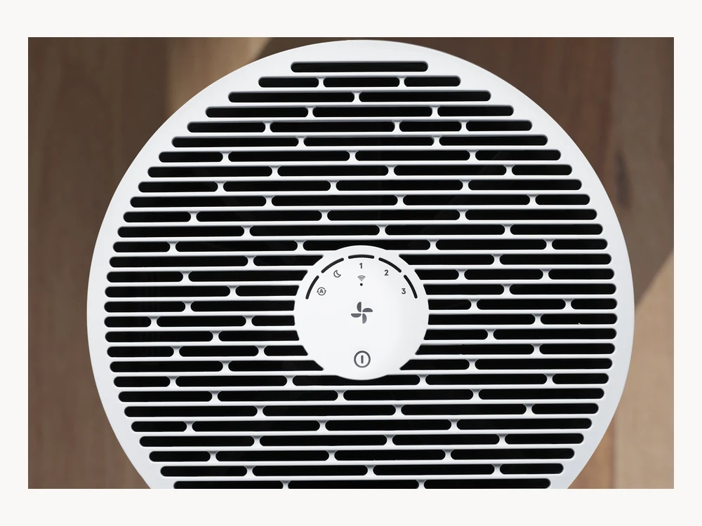Blueair Blue Pure 311i Max top grille and control view