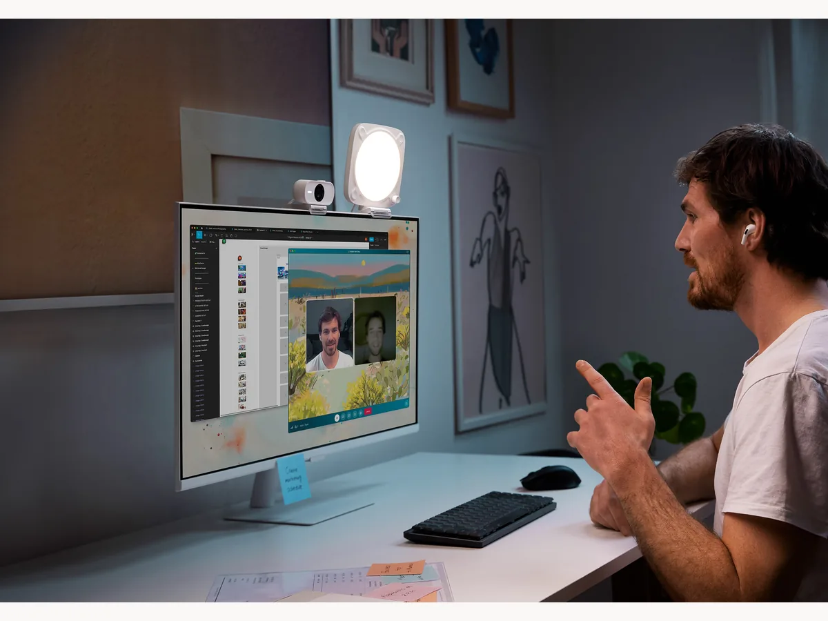 Elgato Key Light Neo used for a webcam call at a desk