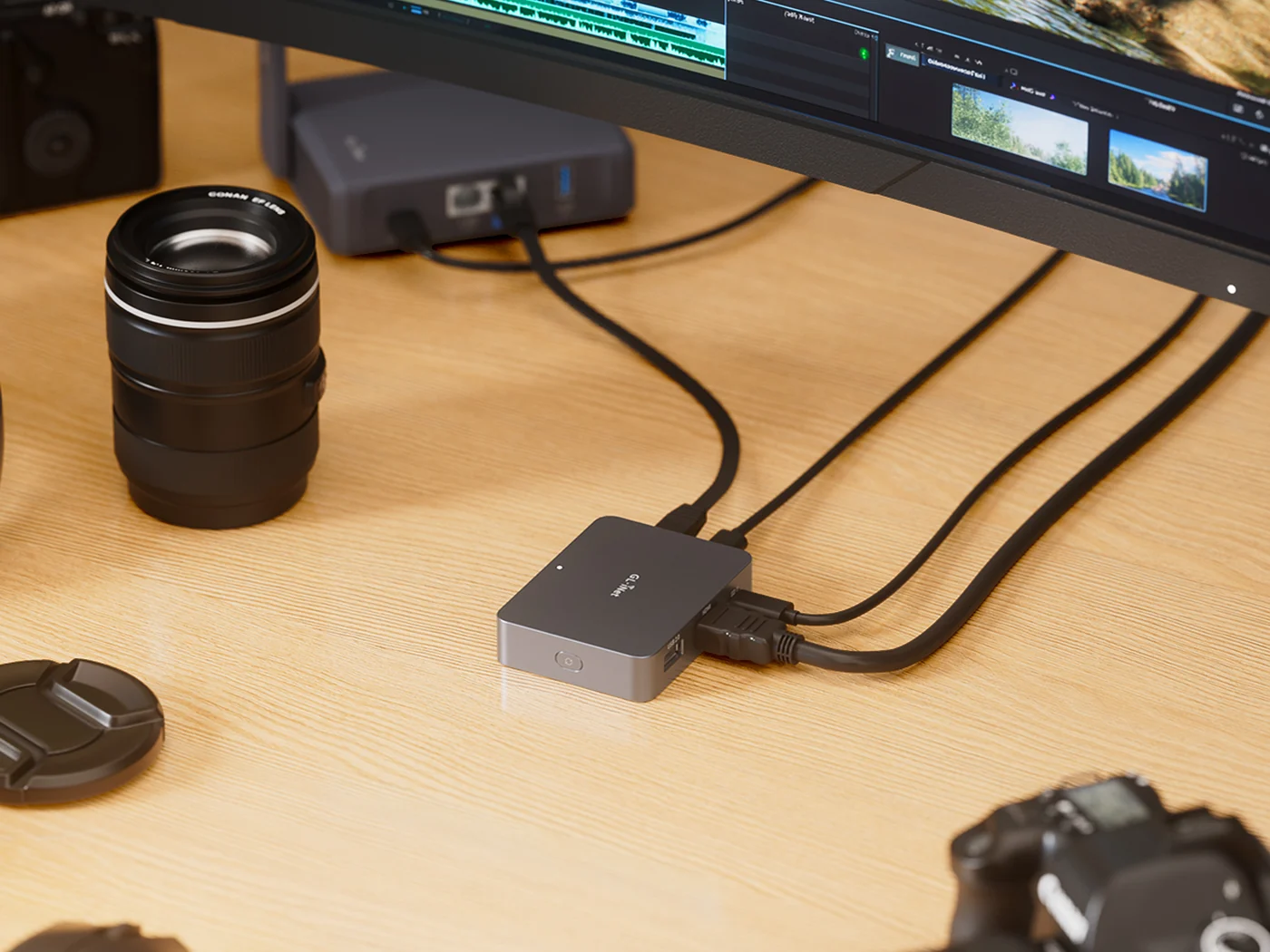GL.iNet Comet GL-RM1 connected on a desk