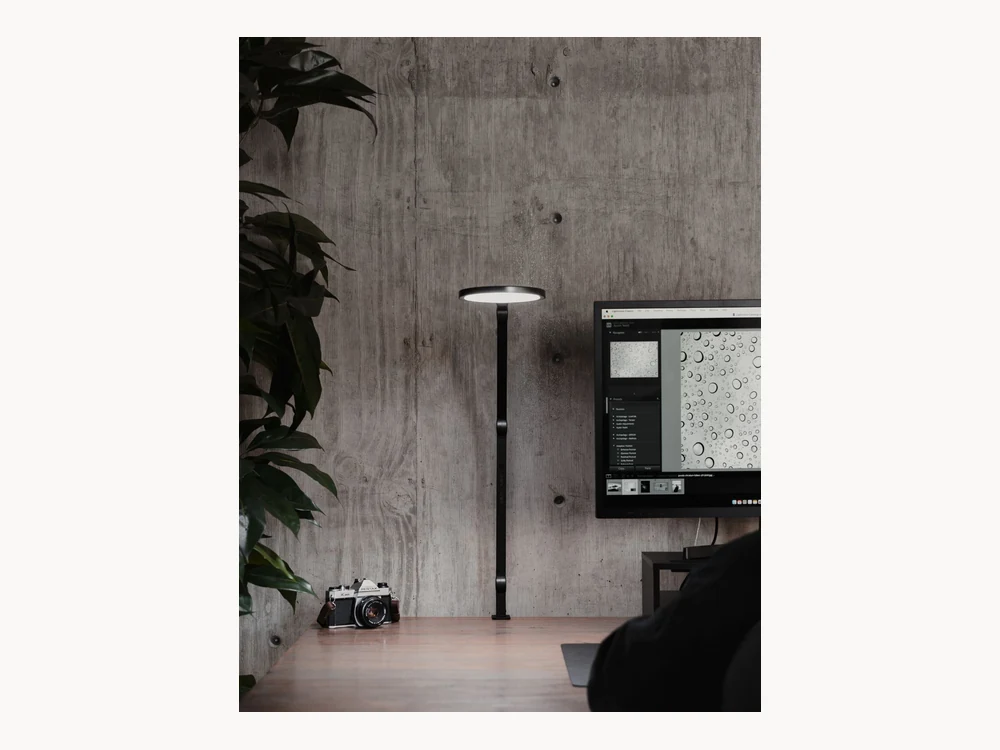 Lume Cube Edge Light 2.0 in a clean workspace
