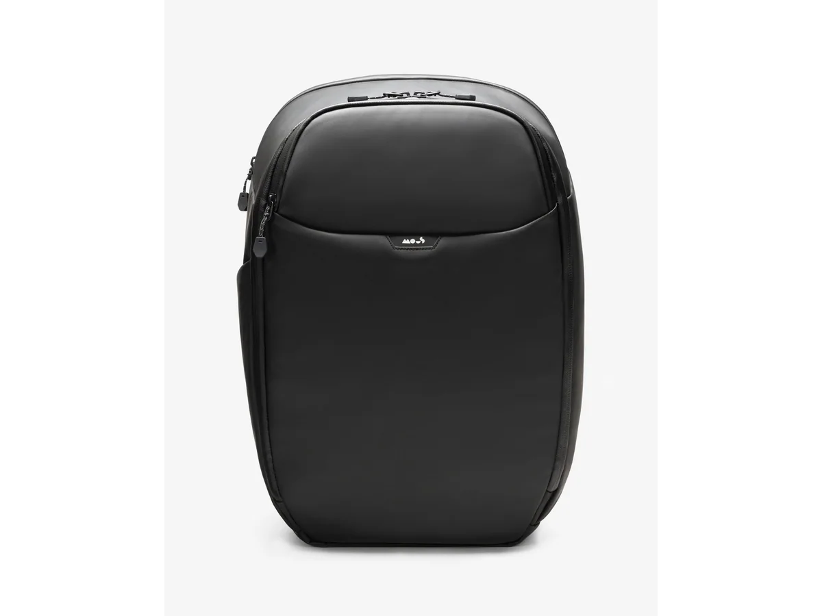 Mous Protective Zip Backpack Day angled product view
