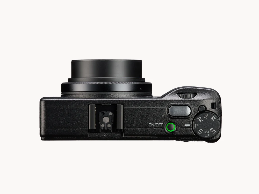 Ricoh GR IIIx HDF top controls and lens view