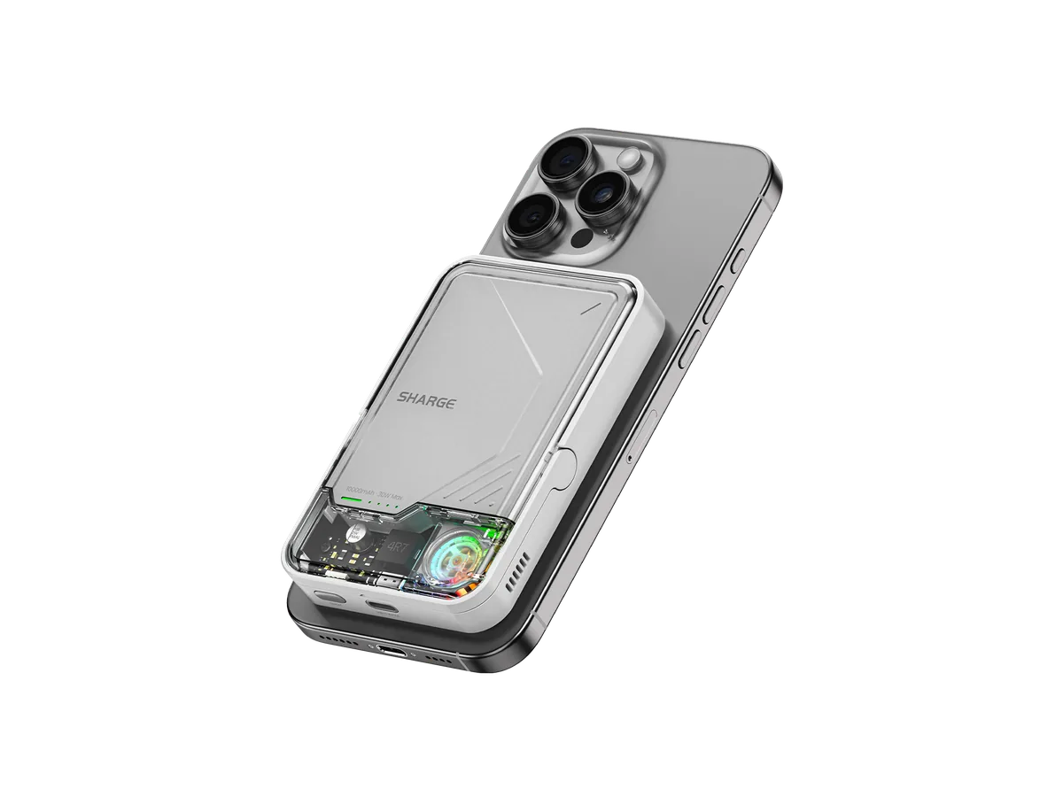 SHARGE ICEMAG 2 magnetic power bank attached to the back of an iPhone