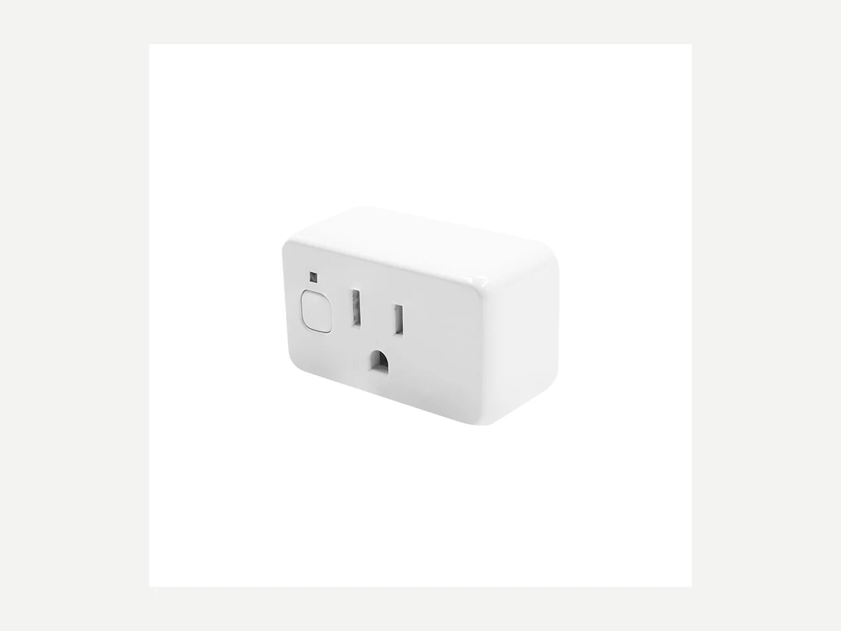 Shelly Plug US Gen4 in use with a lamp
