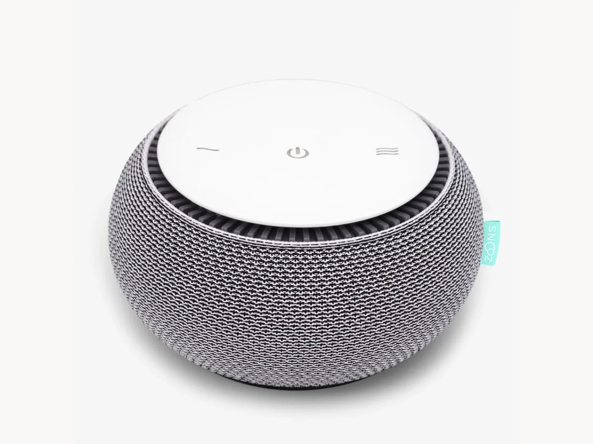 SNOOZ white noise machine in cloud color